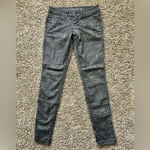 🐾Leopard Print Guess Jeans🐾